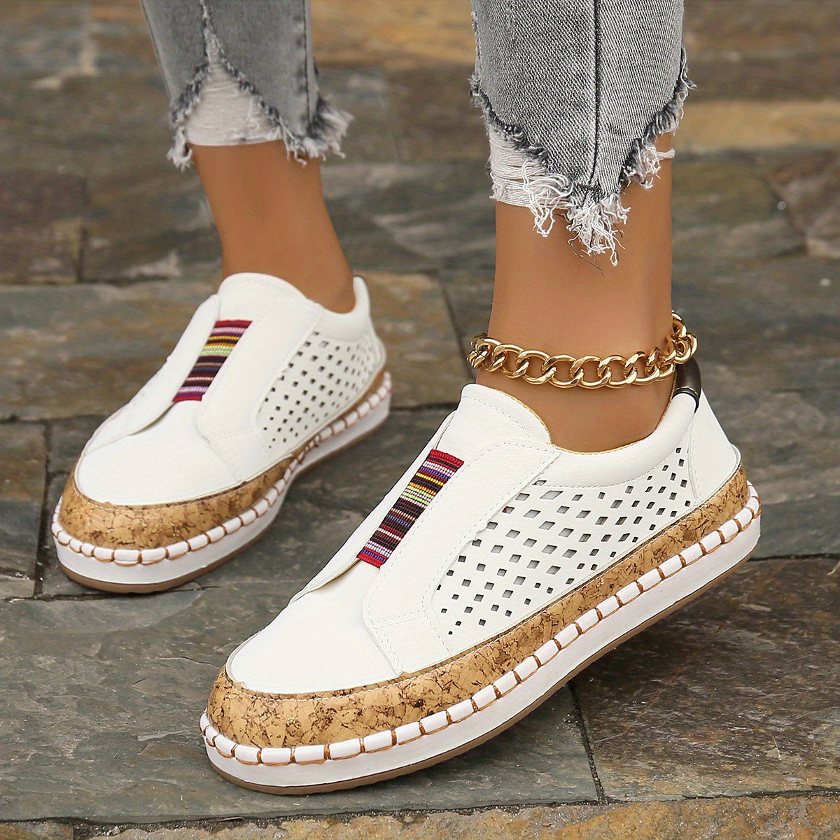 Farbenfrohe Slip-On Loafers Atmungsaktives Cut-Out-Design