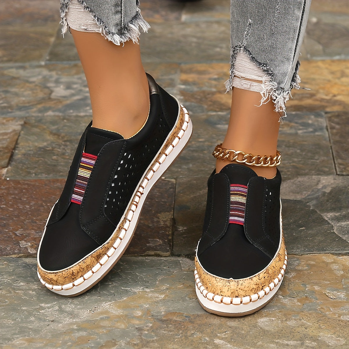 Farbenfrohe Slip-On Loafers Atmungsaktives Cut-Out-Design