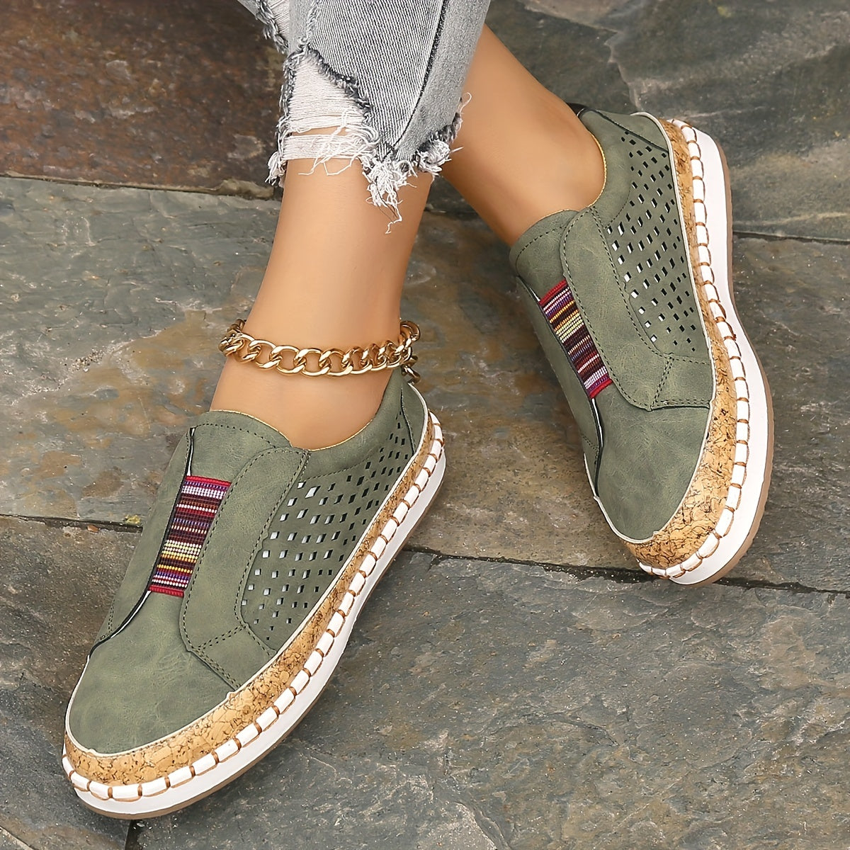 Farbenfrohe Slip-On Loafers Atmungsaktives Cut-Out-Design