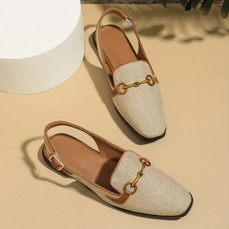 Elegante flache Sandalen mit quadratischer Zehenpartie