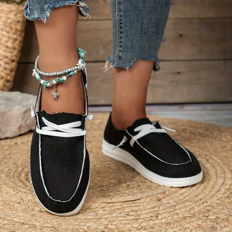 Bequeme Wanderschuhe mit runder Zehe