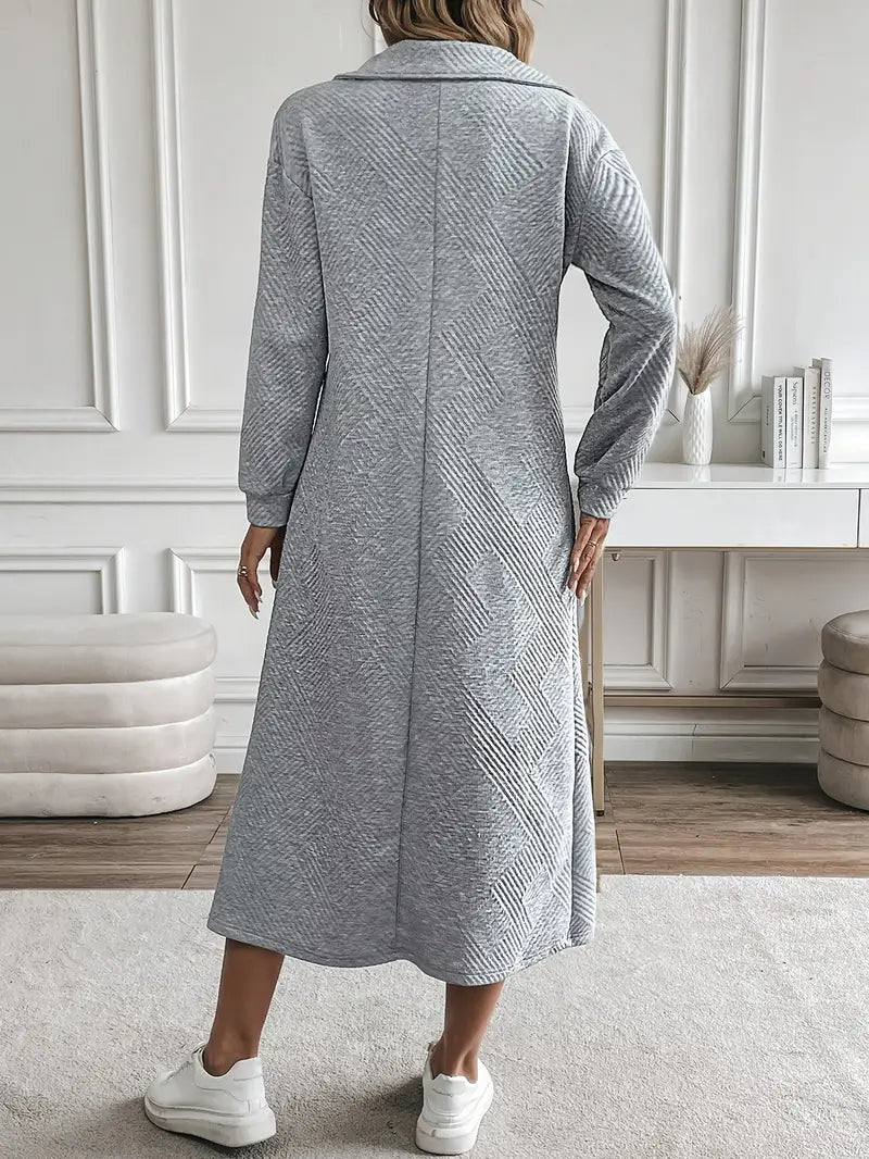 Lässiges Langarmkleid mit Reißverschluss und Kragen