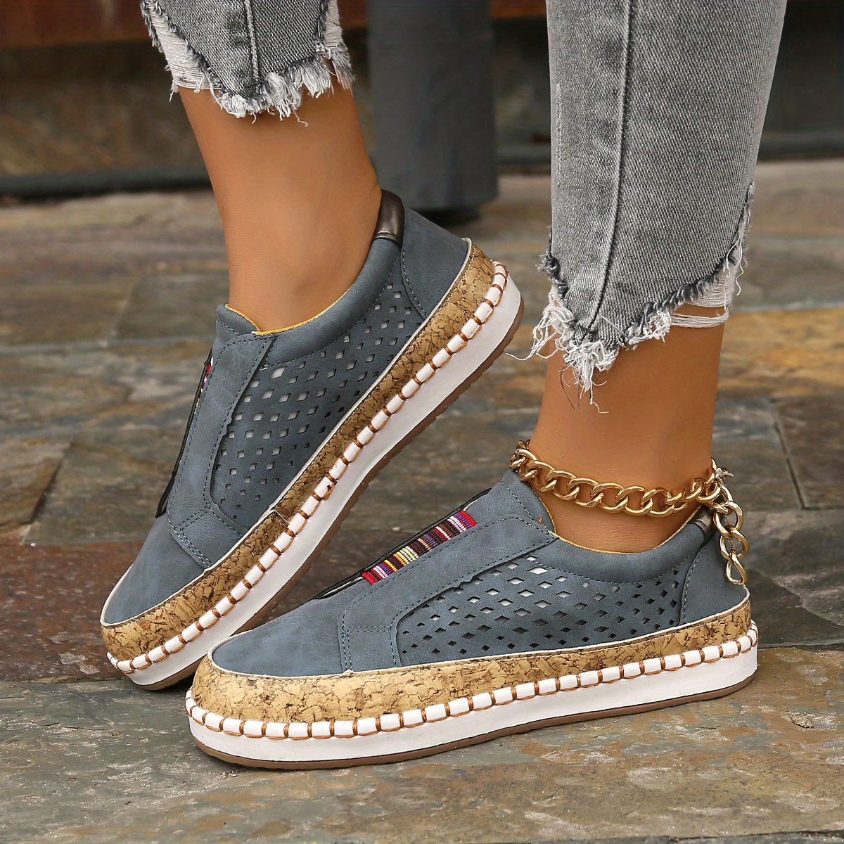 Farbenfrohe Slip-On Loafers Atmungsaktives Cut-Out-Design