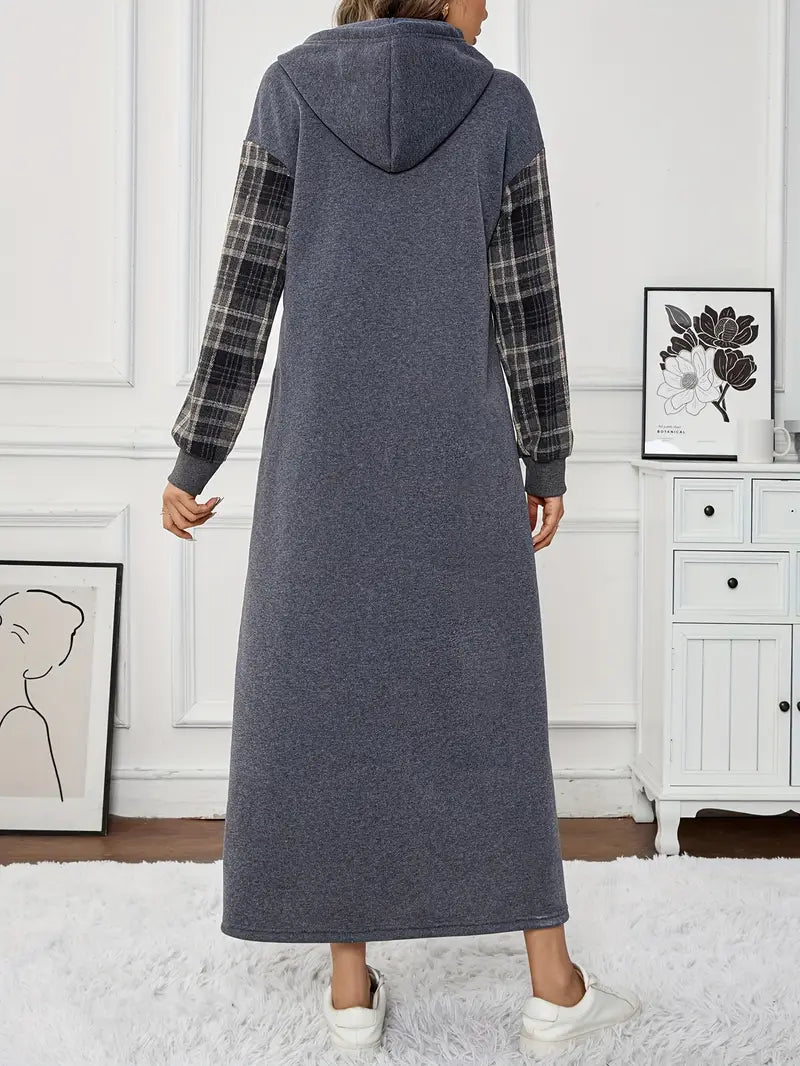 Kuscheliges Fleece-gefüttertes Maxikleid mit Kapuze für Damen