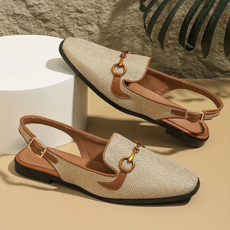 Elegante flache Sandalen mit quadratischer Zehenpartie