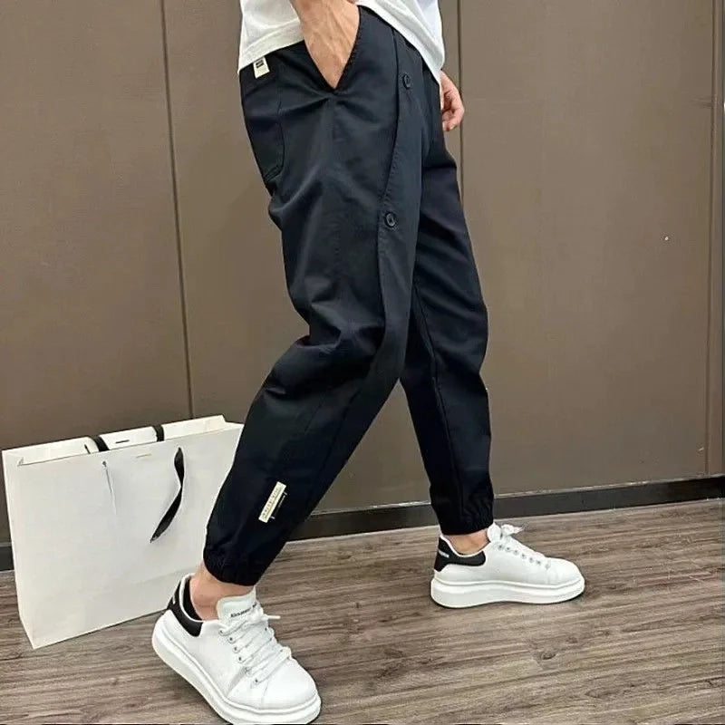 Zach's lässige Knopfhose