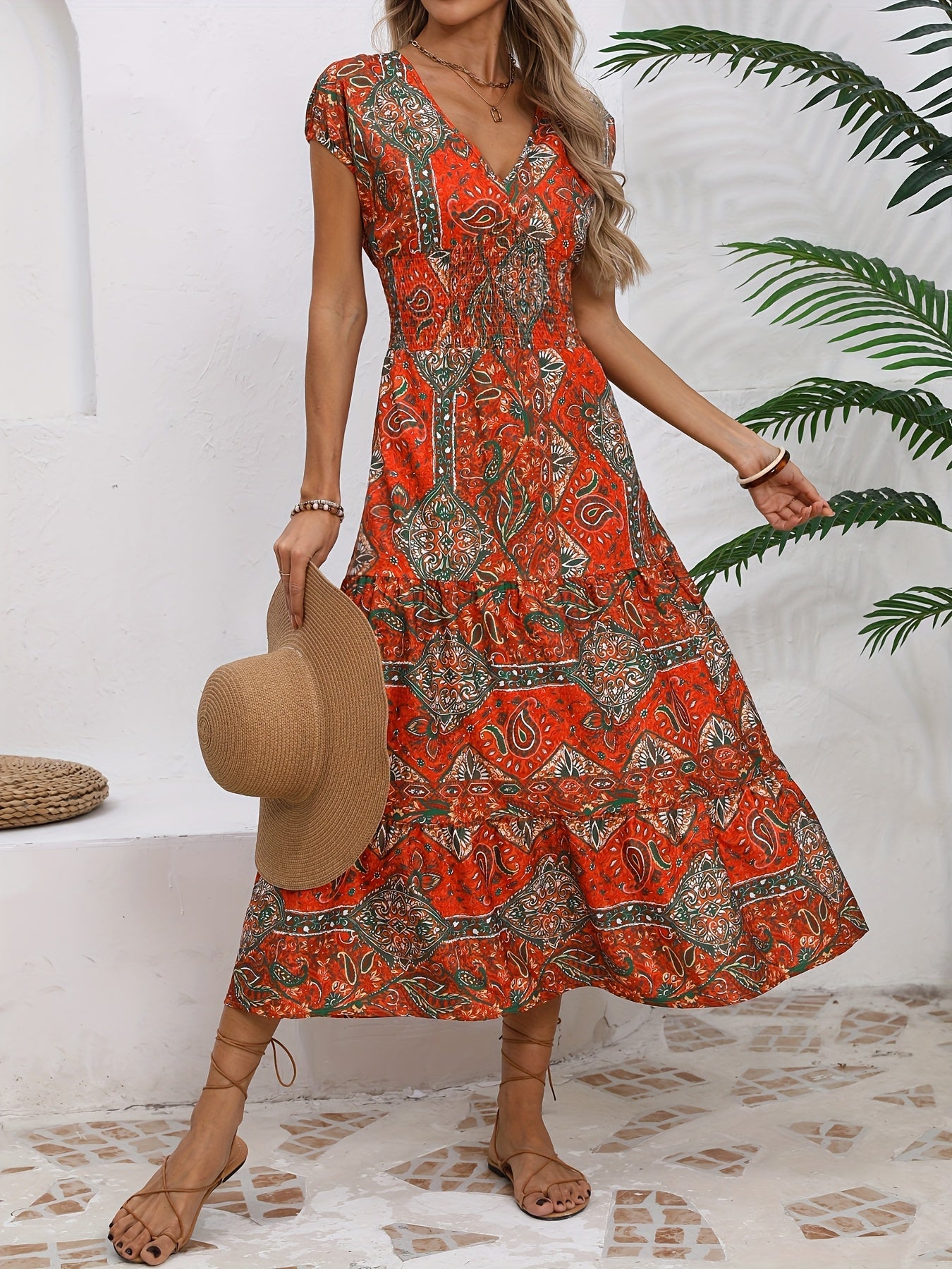 Maxikleid mit Paisley-Muster Roter V-Ausschnitt Ideal für den Urlaub