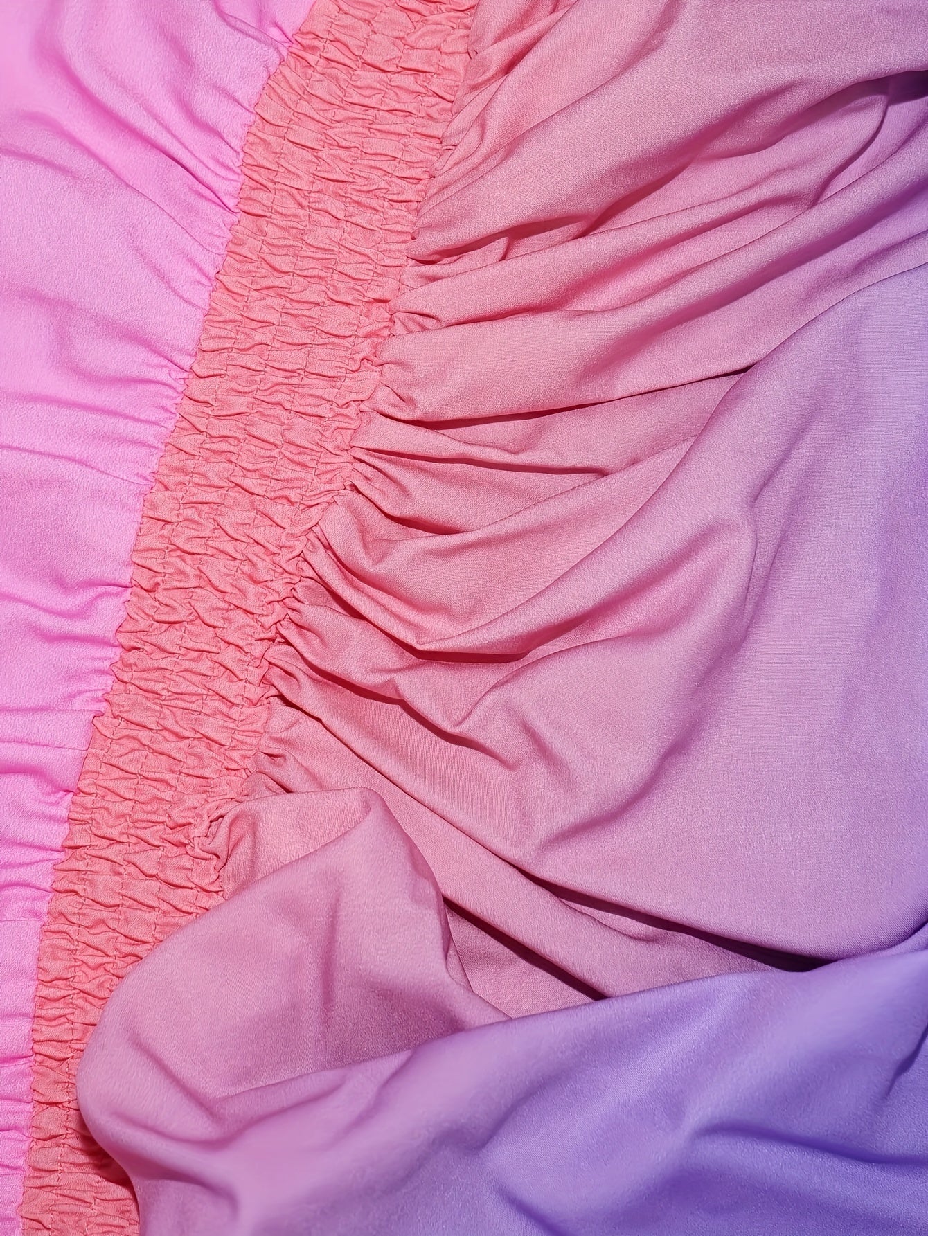 Luftiges Ärmelloses Sommerkleid – Tailliert mit Verlaufsmuster – Bequem & Stilvoll