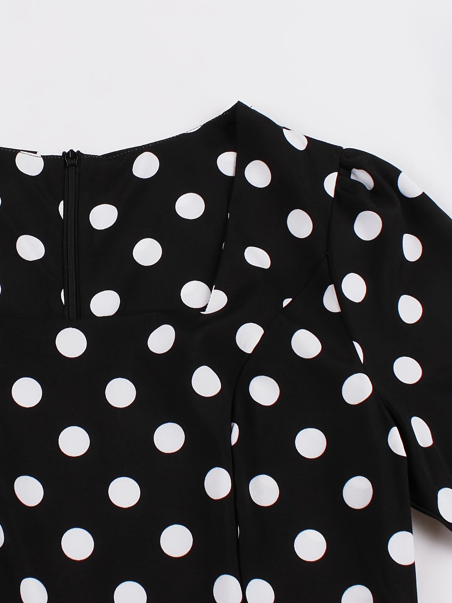 Elegantes Polka-Dot-Sommerkleid – Karree-Ausschnitt, Kurzarm, Figurschmeichelnd