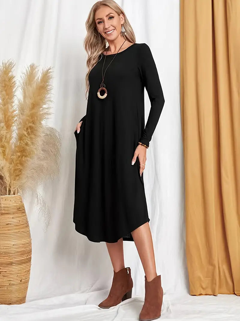 Lässiges Kleid mit Tasche