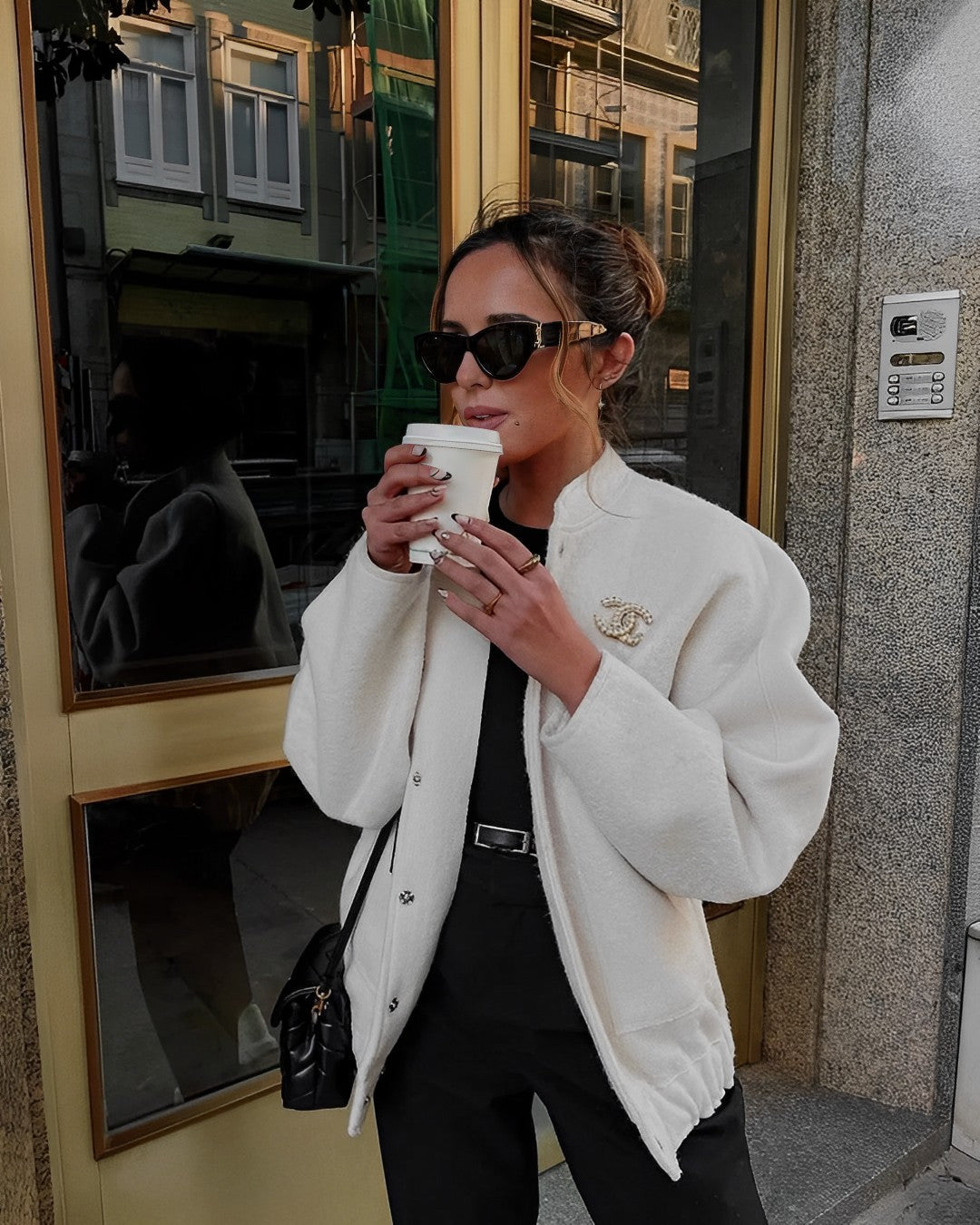 IZZY Spring Blossom Crochet Bomber Jacket für Frauen