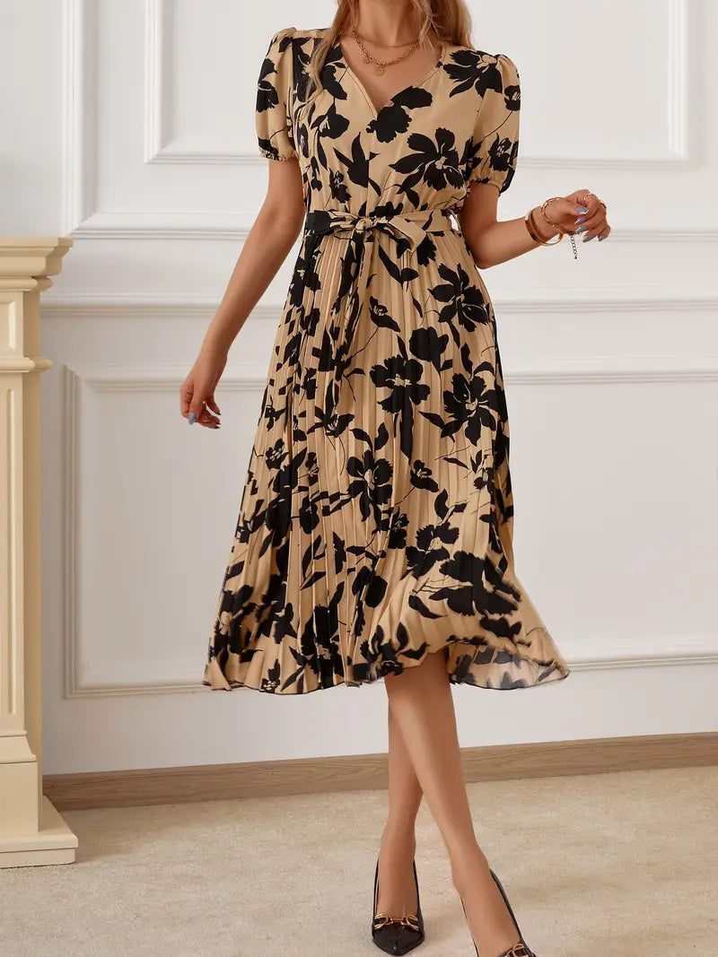 Lässiges Kleid mit Blumenmuster und plissiertem V-Ausschnitt