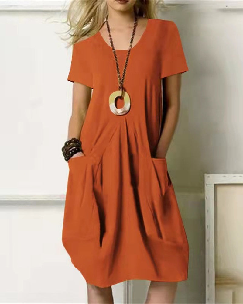 Alltags-Eleganz: Urban Chic Rundhals-Kleid mit Kurzen Ärmeln