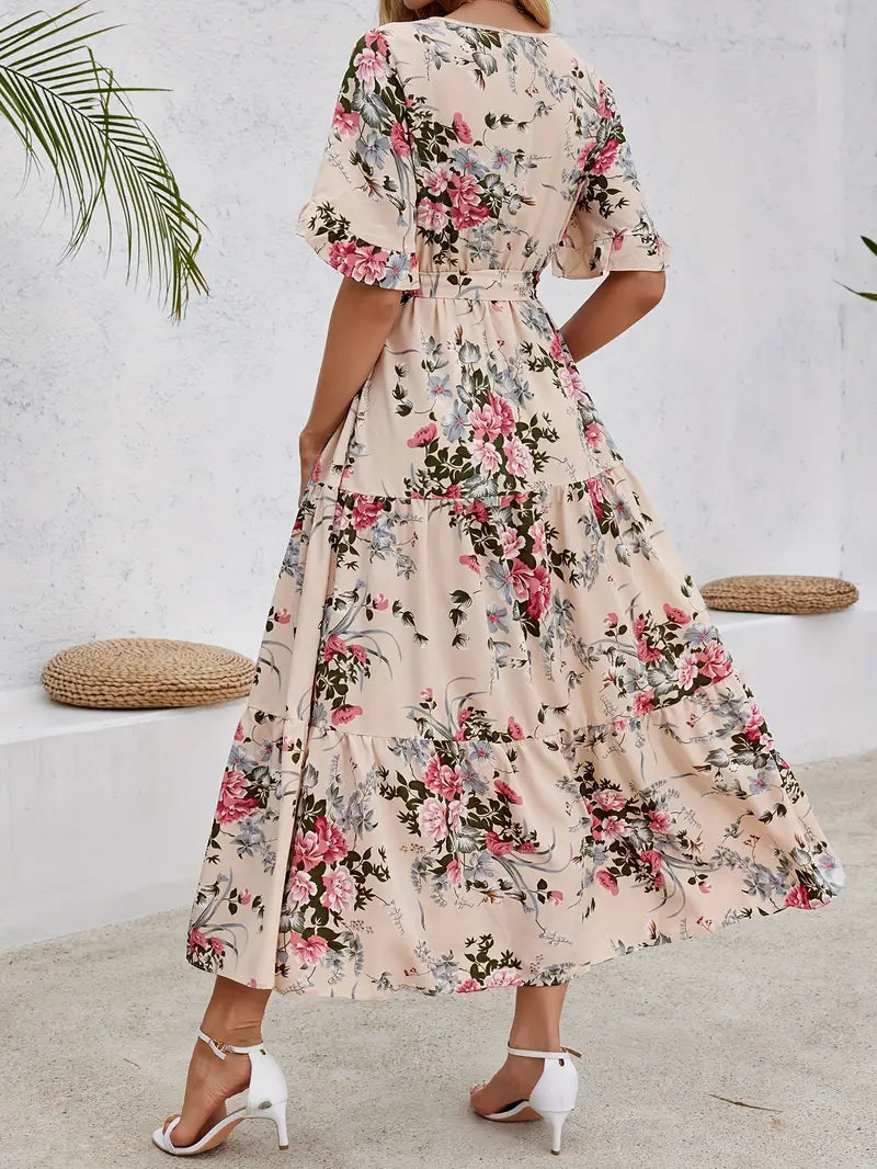 Kleid mit Rüschensaum und Blumenmuster