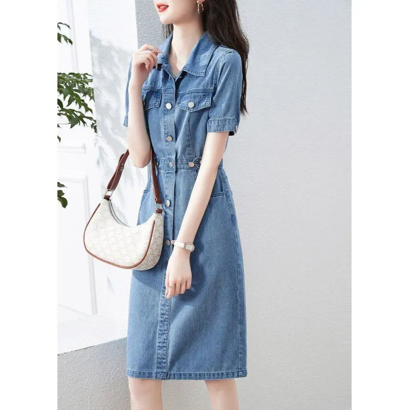 Kurzärmeliges, schmal geschnittenes Denim-Kleid