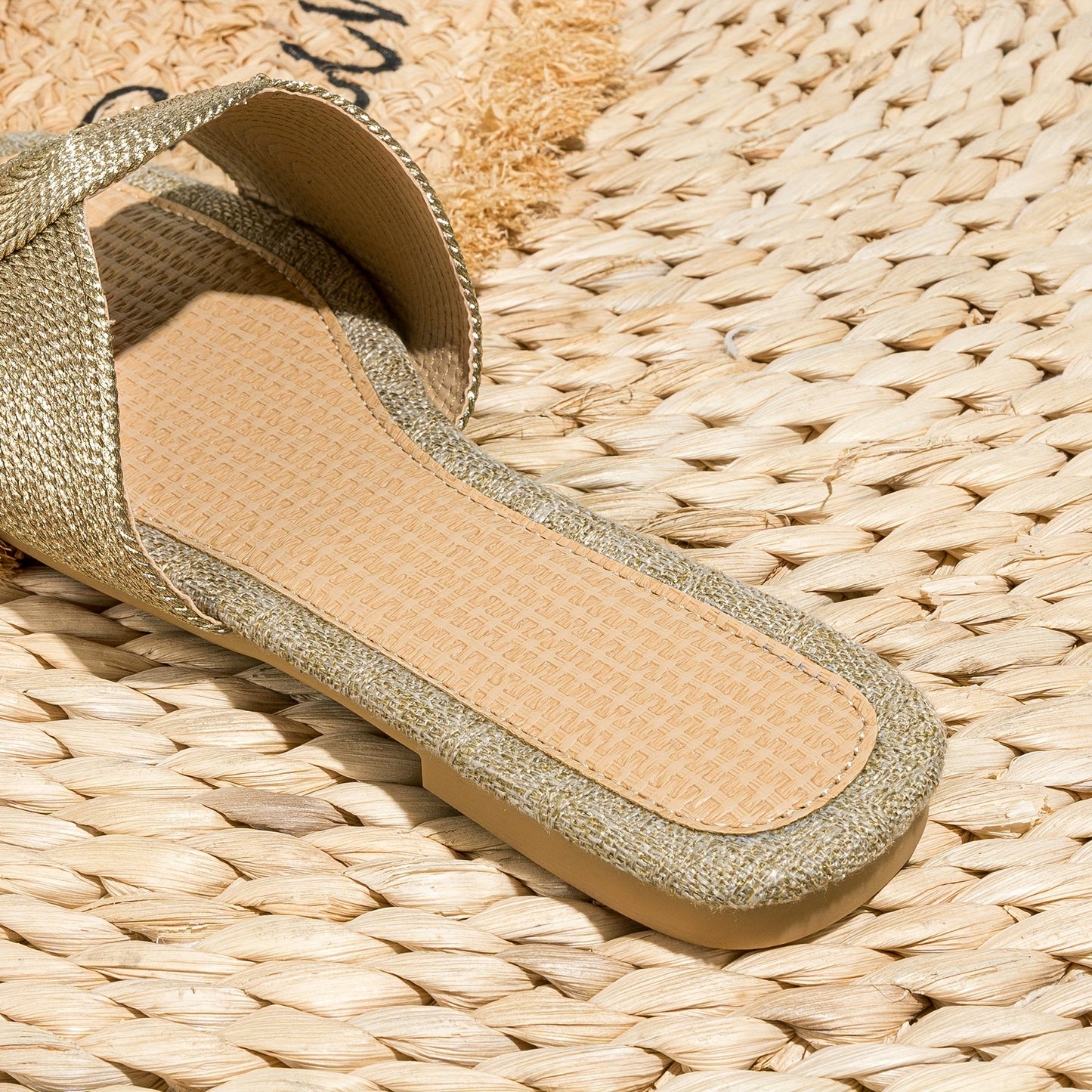 Gewebte Flache Slip-On Schuhe mit Geometrischer Stickerei, TPR-Sohle, Apricot