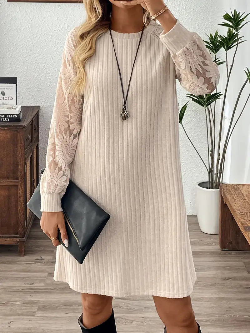 Elegantes Mini-Kleid mit Spitzen-Details – Langarm, Polyester