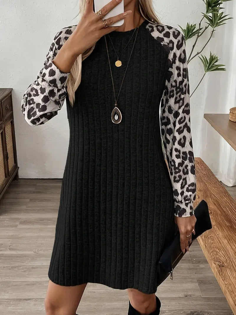 Leopard Print Longsleeve Kleid – Elegantes A-Linien Design