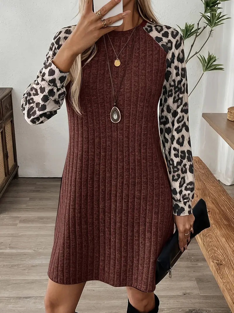 Leopard Print Longsleeve Kleid – Elegantes A-Linien Design