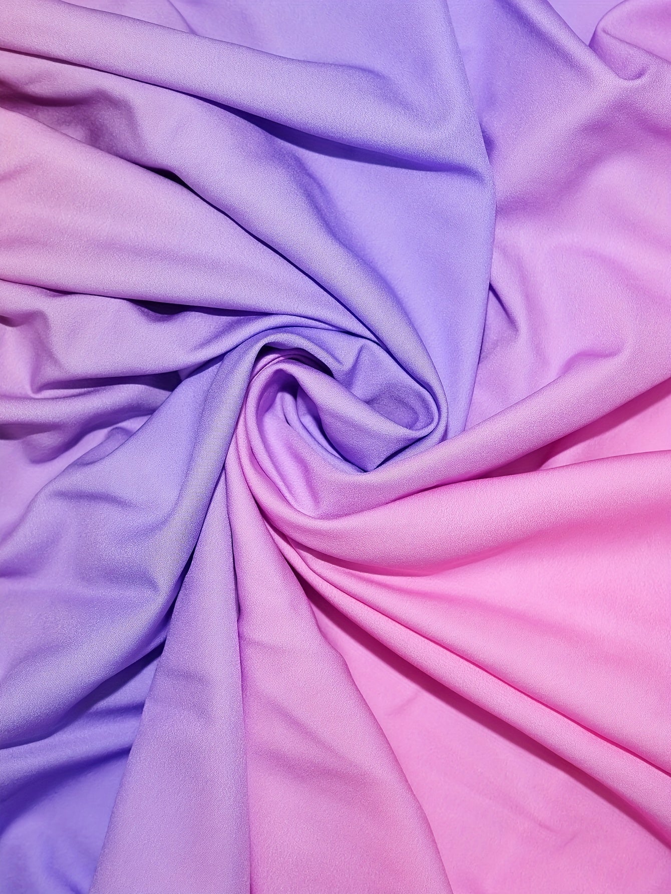 Luftiges Ärmelloses Sommerkleid – Tailliert mit Verlaufsmuster – Bequem & Stilvoll