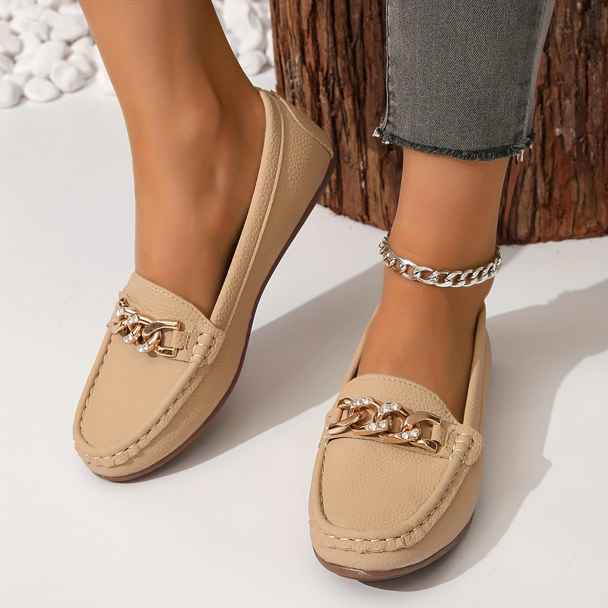 Loafers mit Ketten-Dekor – Leichte Slip-On Schuhe Rundzehen
