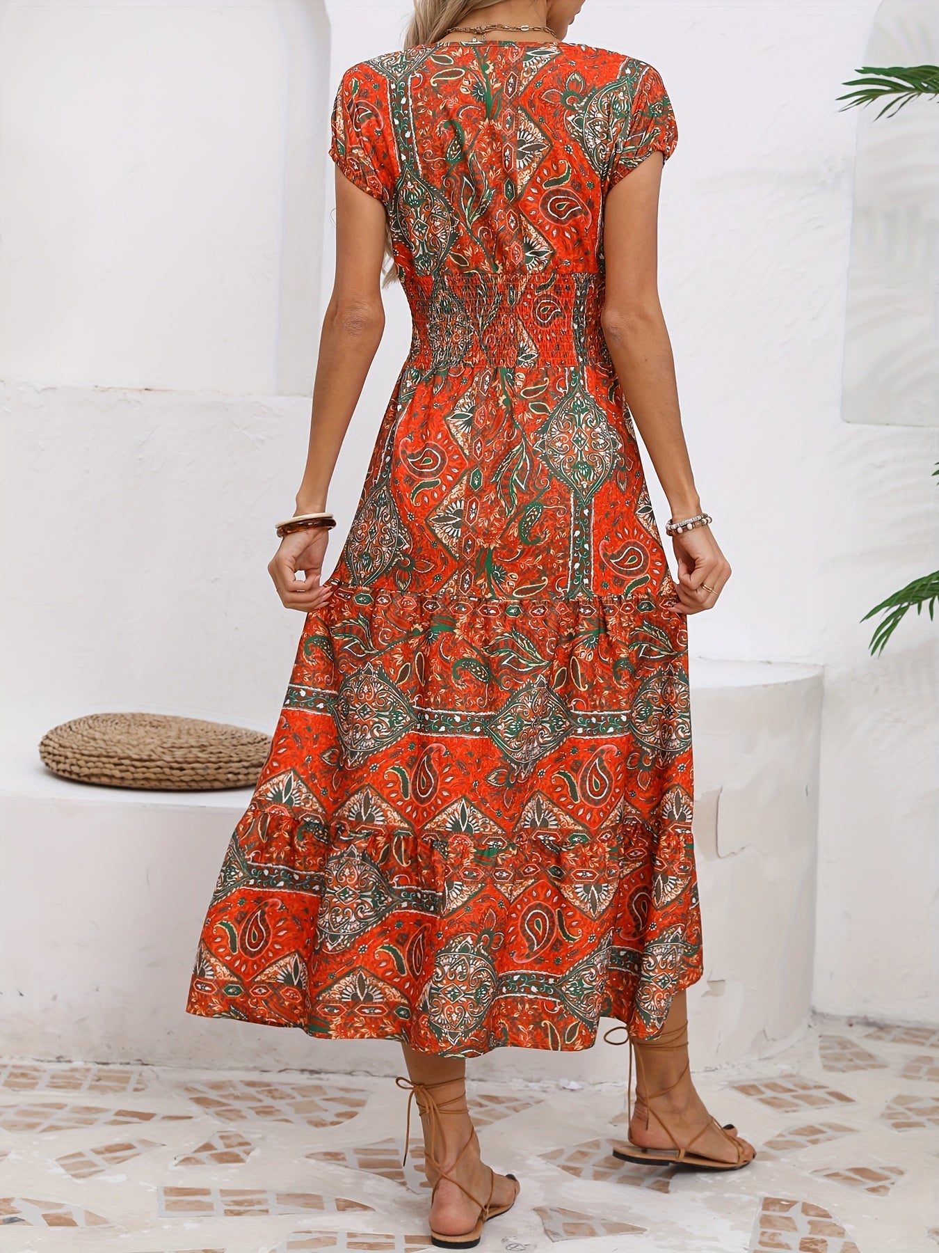 Maxikleid mit Paisley-Muster Roter V-Ausschnitt Ideal für den Urlaub