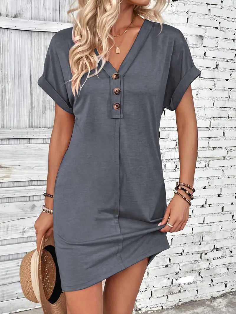 Kurzärmeliges Kleid mit Knopfleiste und V-Ausschnitt