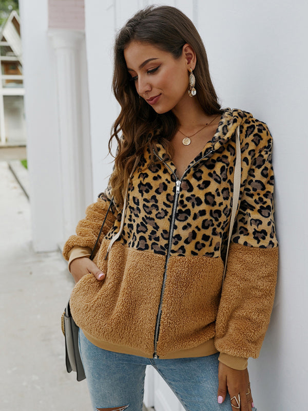 Clarity | Langärmelige Jacke mit Leopardenmuster